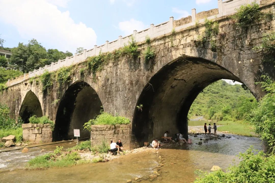 efbd99acf9961c50fac22ae7dd855980.jpg efbd99acf9961c50fac22ae7dd855980.jpg