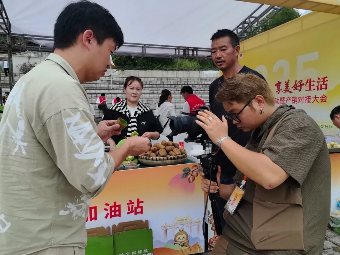 11bf0d5d388a42128631eb3d1f9ec0aa.jpg 11bf0d5d388a42128631eb3d1f9ec0aa.jpg