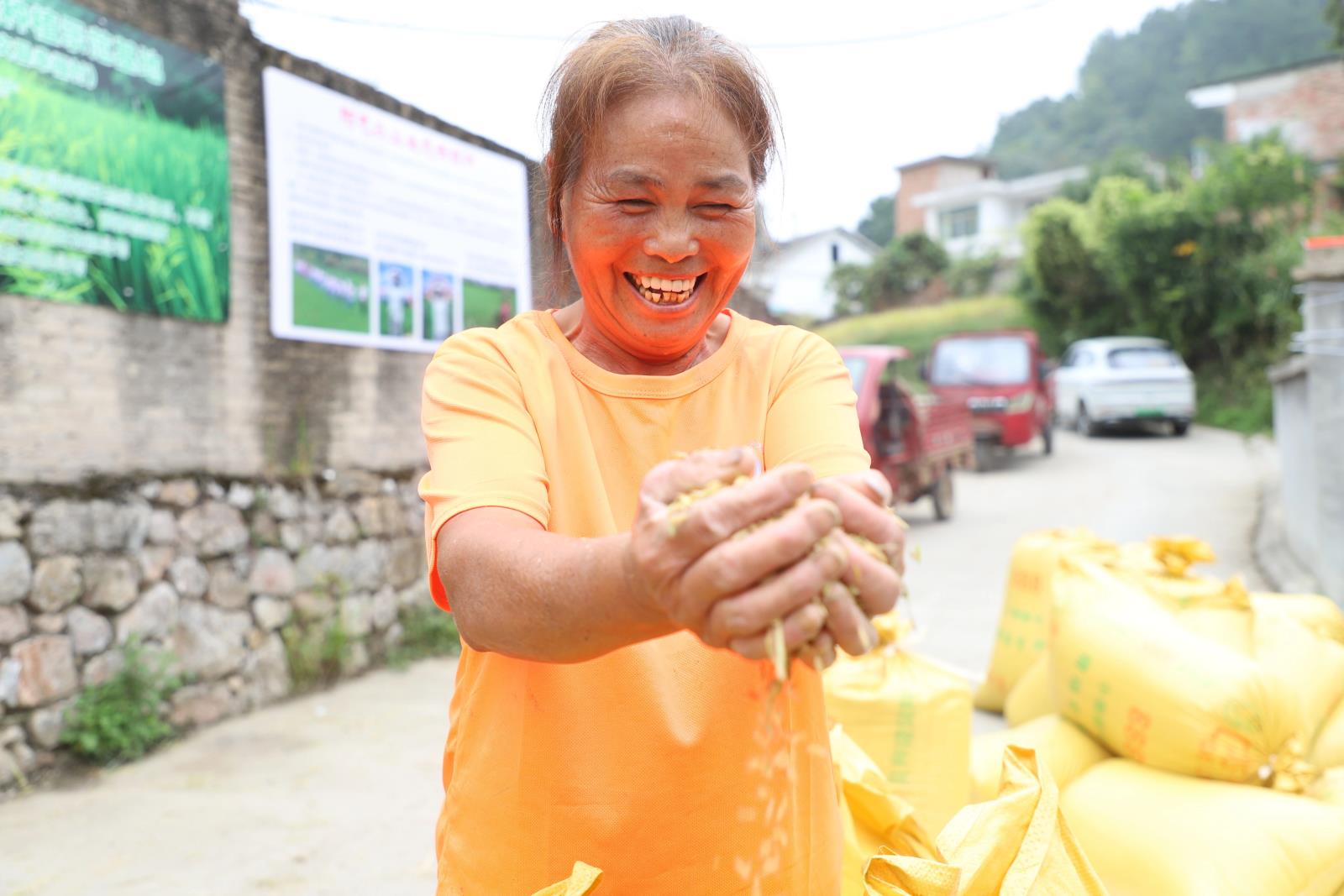 cfdbaf530cfb2f1ca337cb5f7ac52964.jpg cfdbaf530cfb2f1ca337cb5f7ac52964.jpg