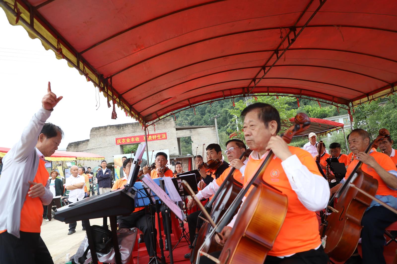 1181937bff92950ee70268203ffb28ba.jpg 1181937bff92950ee70268203ffb28ba.jpg